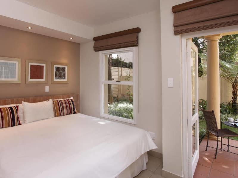 The Capital Villa Sandton Kültér fotó